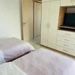 Jb Apartments