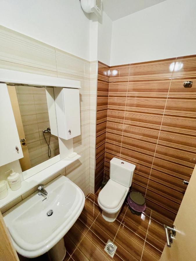 Jb Apartment